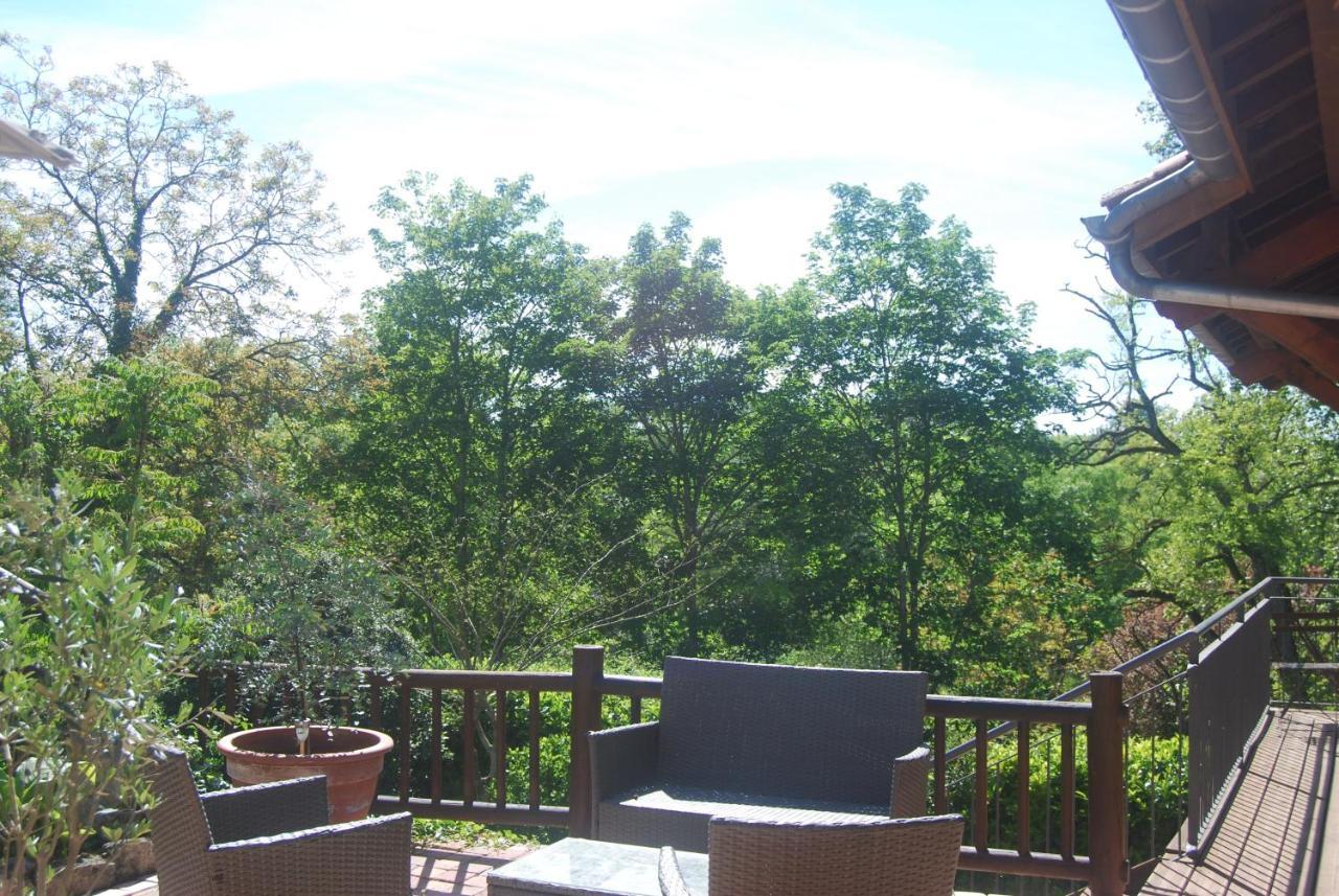 Au Son De L Angelus Bed & Breakfast Moncrabeau Exterior foto