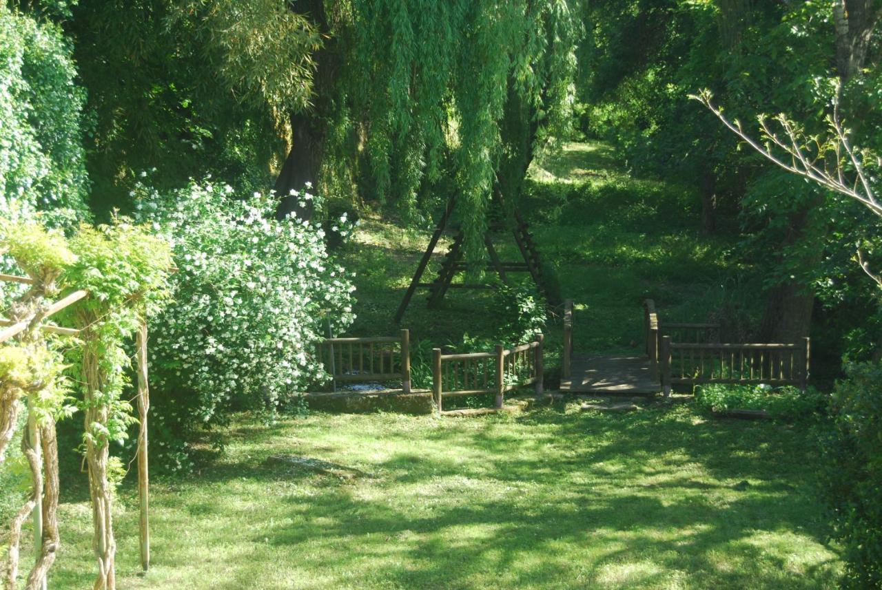 Au Son De L Angelus Bed & Breakfast Moncrabeau Exterior foto